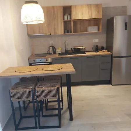 Ξενοδοχείο με διαμερίσματα House Karga