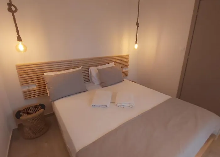 House Karga Ormos Panagias