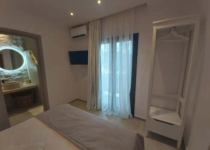 Lägenhetshotell House Karga 3*