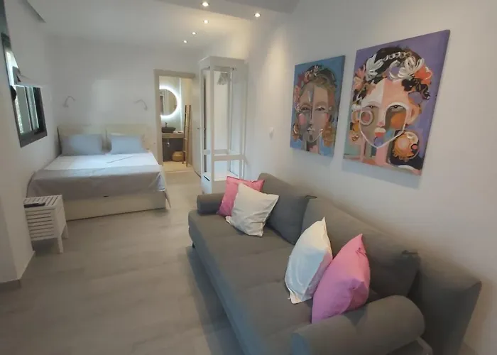 House Karga Ormos Panagias