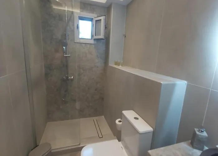 Lägenhetshotell House Karga Ormos Panagias